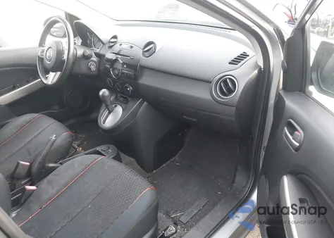 2014 Mazda Mazda2 Touring из США, поврежденный, VIN JM1DE1LZ6E0179655